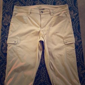 Eddie Bauer Capri pants